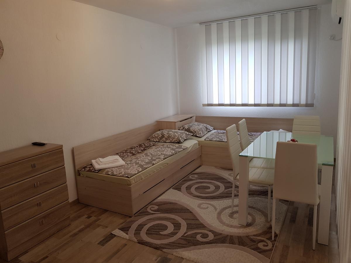 United Apartments Sandanski Buitenkant foto